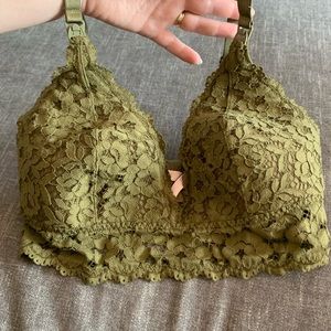 Momanda Lace Nursing Bra/Bralette